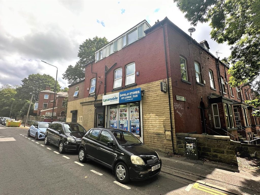 Retail premises for sale in Victoria Road, Headingly, Leeds LS6, £