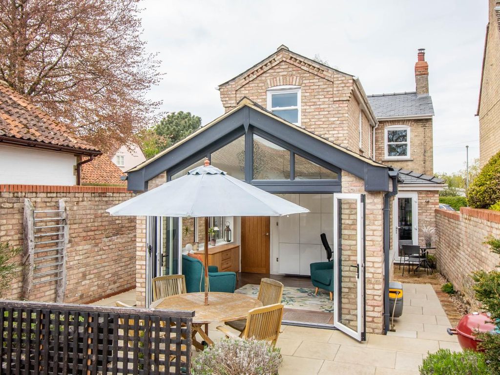 3 bed detached house for sale in High Street, Great Abington, Cambridge