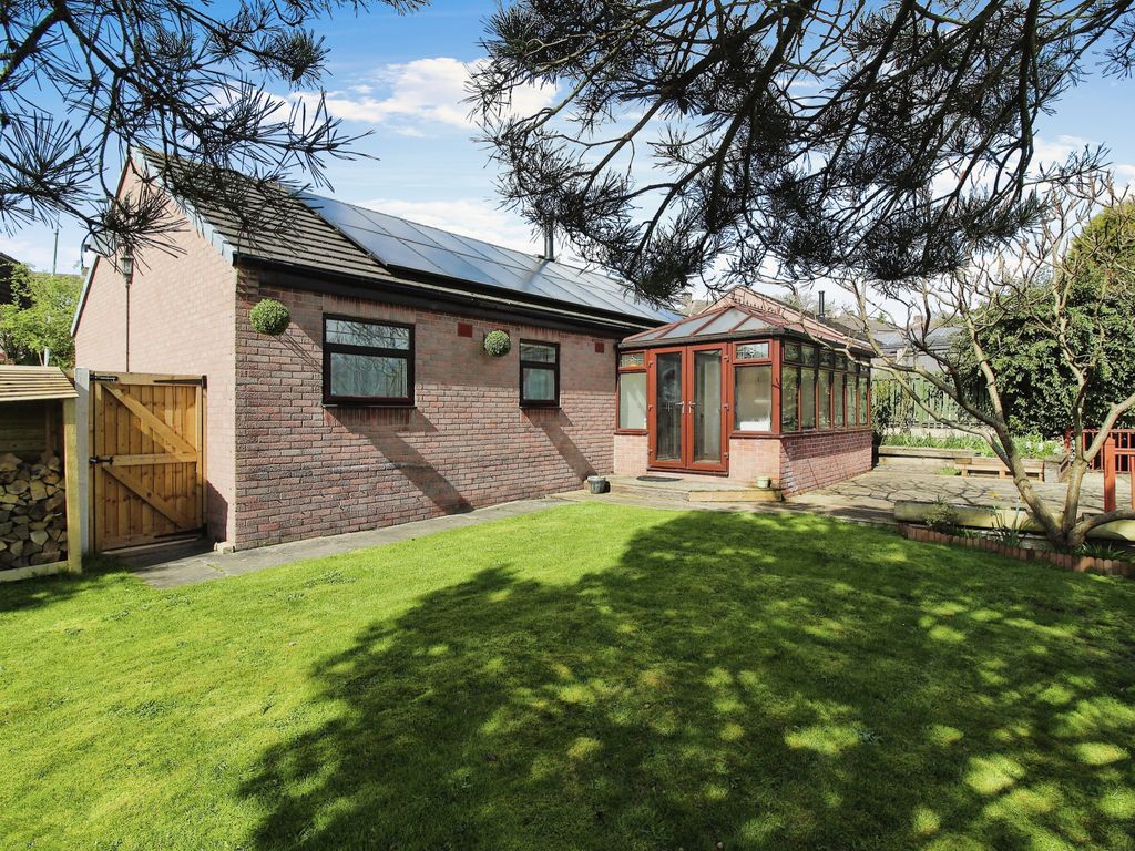 2 bed detached bungalow for sale in Houldsworth Drive, Hady