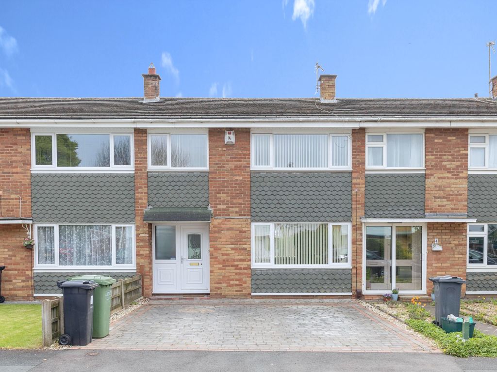 3 bed terraced house for sale in Sunningdale, Yate, Bristol
