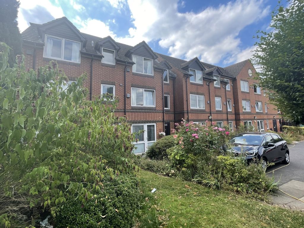 Southgate, Crawley RH11  