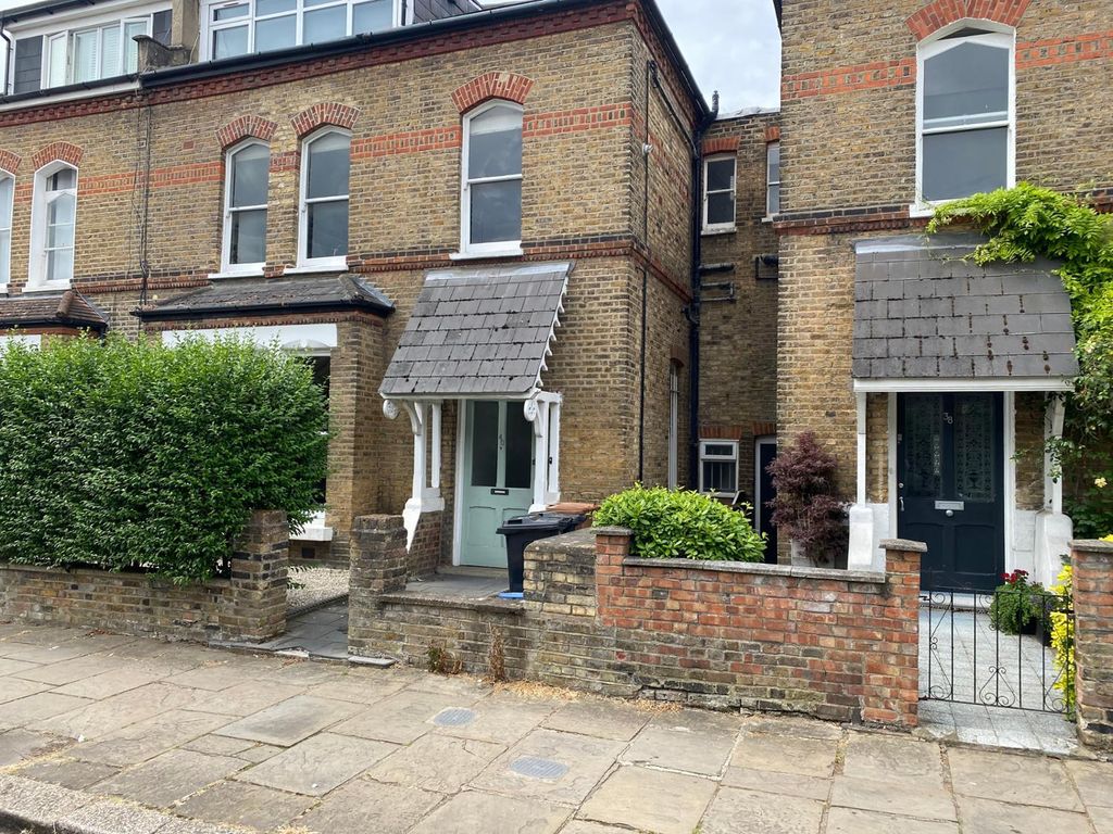 3 bed flat to rent in Finsbury Park Road, Finsbury Park, London N4 Zoopla