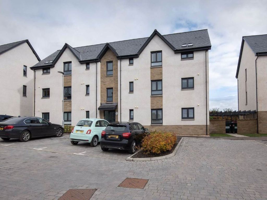 2 bed flat to rent in Braes Of Gray Road, Liff, Dundee DD2, £1,100 pcm Zoopla