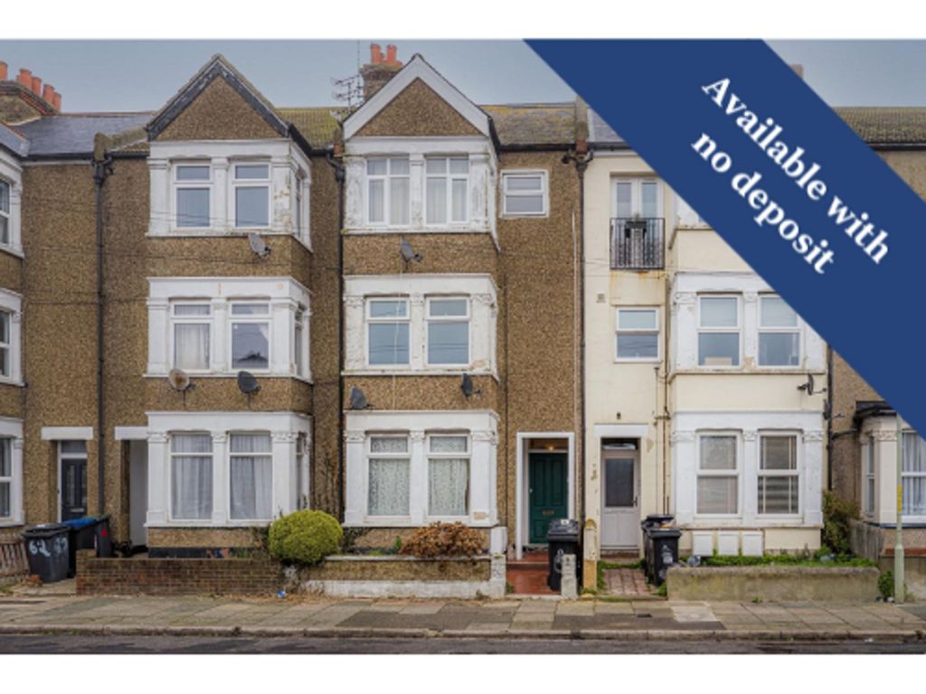 2 bed flat to rent in Albany Drive, Herne Bay CT6 Zoopla