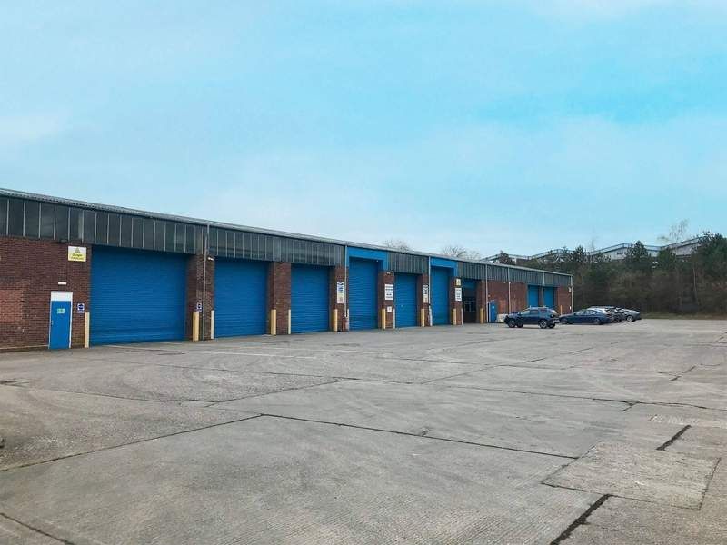 Light industrial to let in Woden Road West, Darlaston, Wednesbury WS10
