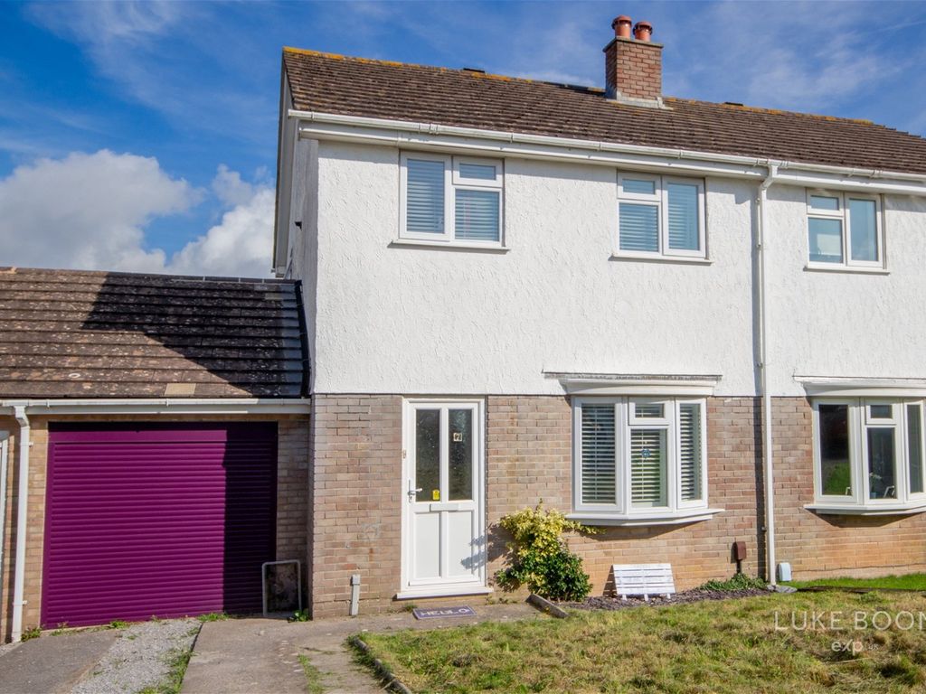3 bed semidetached house for sale in Lych Close, Turnchapel, Plymouth