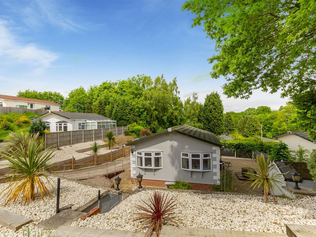 2 bed mobile/park home for sale in Lewis Way, Killarney Park, Arnold