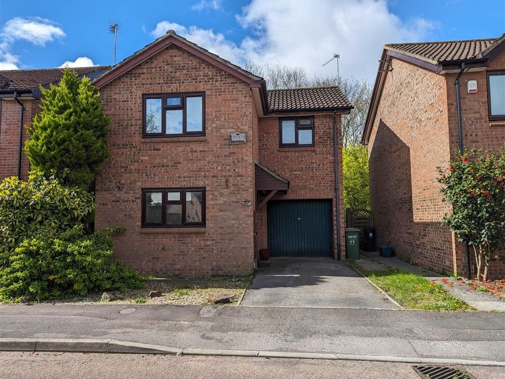 3 bed detached house to rent in Sandringham Road, Stoke Gifford