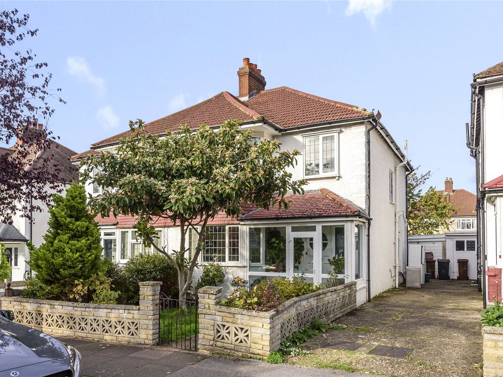 Chessington Way, West Wickham BR4  