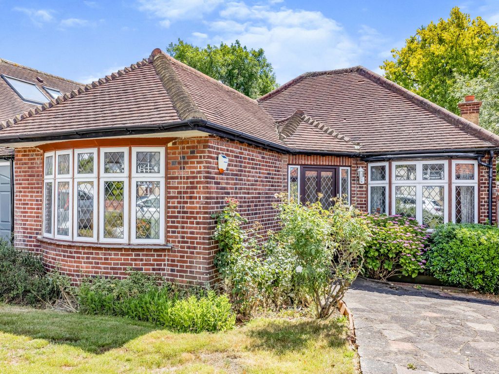 2 bed detached bungalow for sale in Stanley Road, Northwood, Middlesex