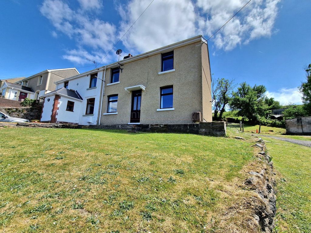 3 bed semidetached house for sale in Heol Llwynffynon, Llangeinor