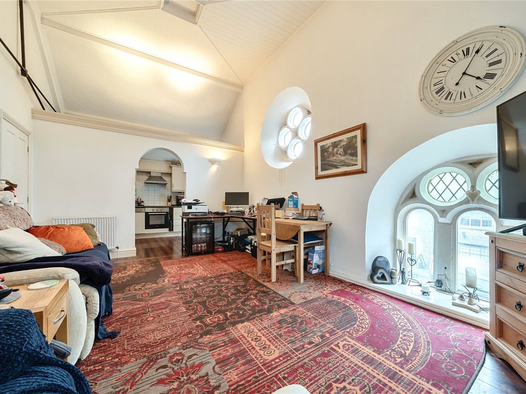 1 bed flat for sale in Swan Court, Witney, Oxfordshire OX28 Zoopla