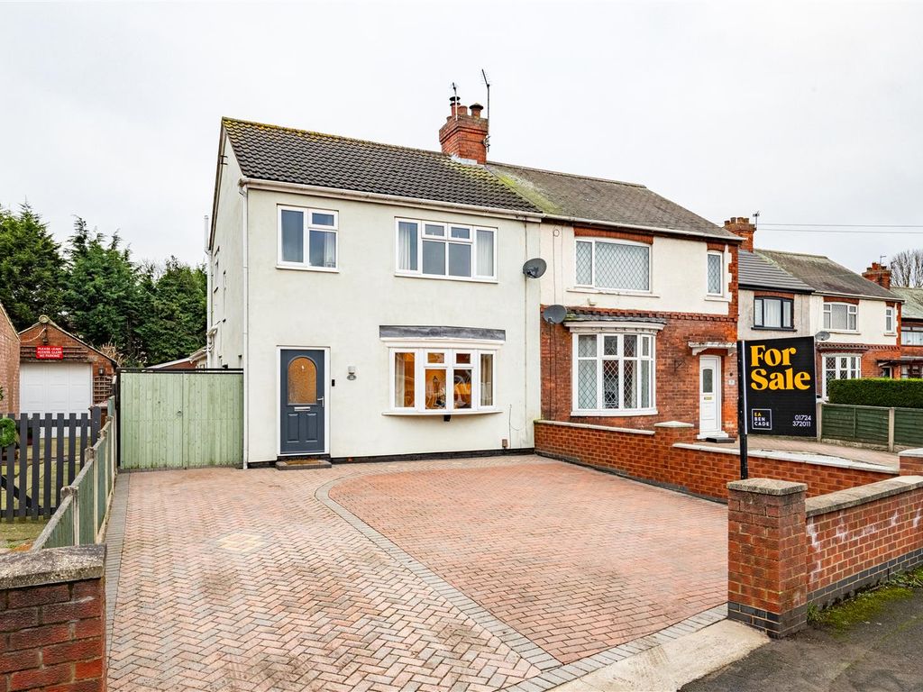 4 bed semidetached house for sale in Kingston Road, Scunthorpe DN16, £