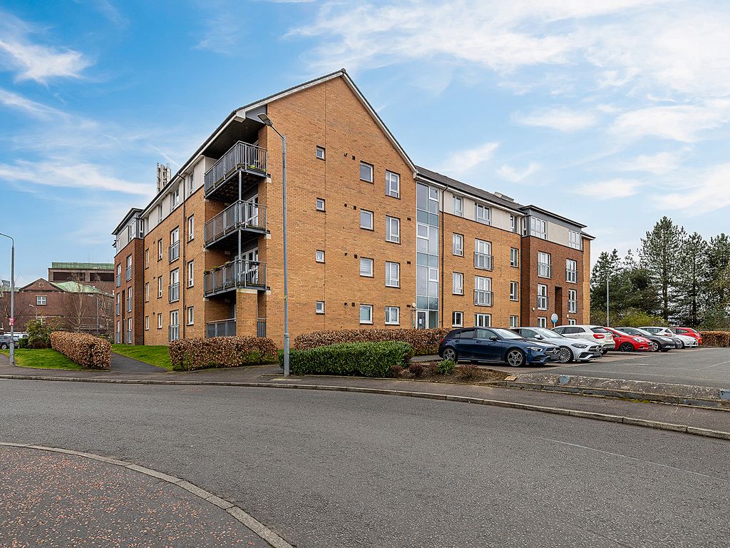 2 bed flat for sale in Caledonia Street, Clydebank G81, £118,000 Zoopla