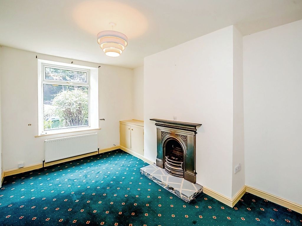 2 bed property for sale in Gledholt Bank, Huddersfield HD1, £125,000