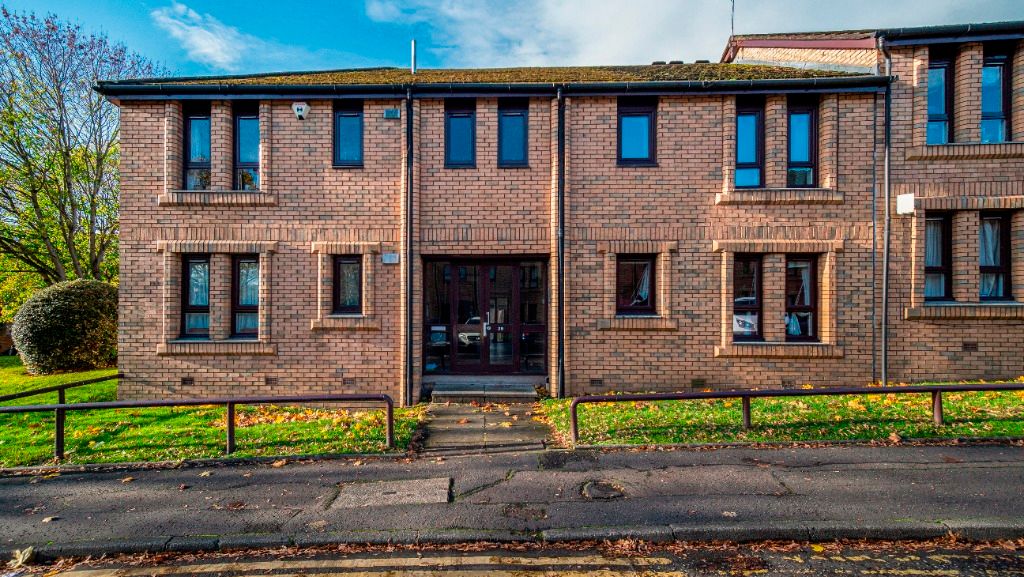 1 bed flat to rent in Garriochmill Road, North Kelvinside, Glasgow G20