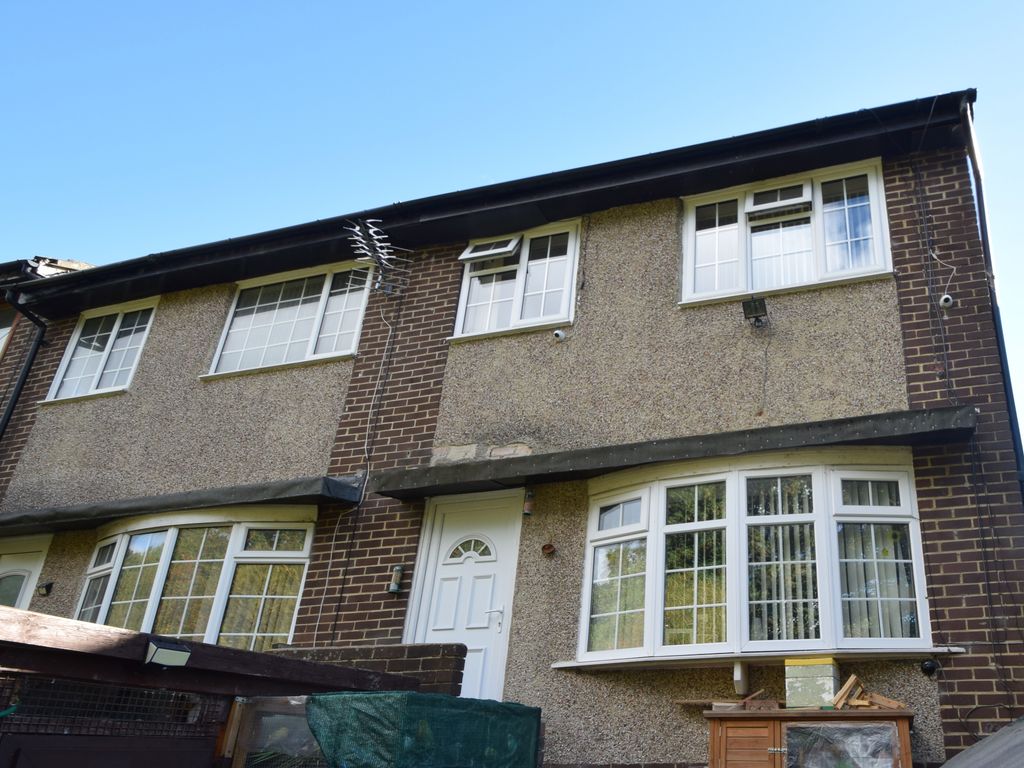 St Laurences Close, Bradford, West Yorkshire BD2  