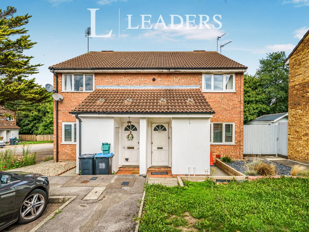 1 bed flat to rent in Markwell Wood, Harlow CM19, £925 pcm Zoopla