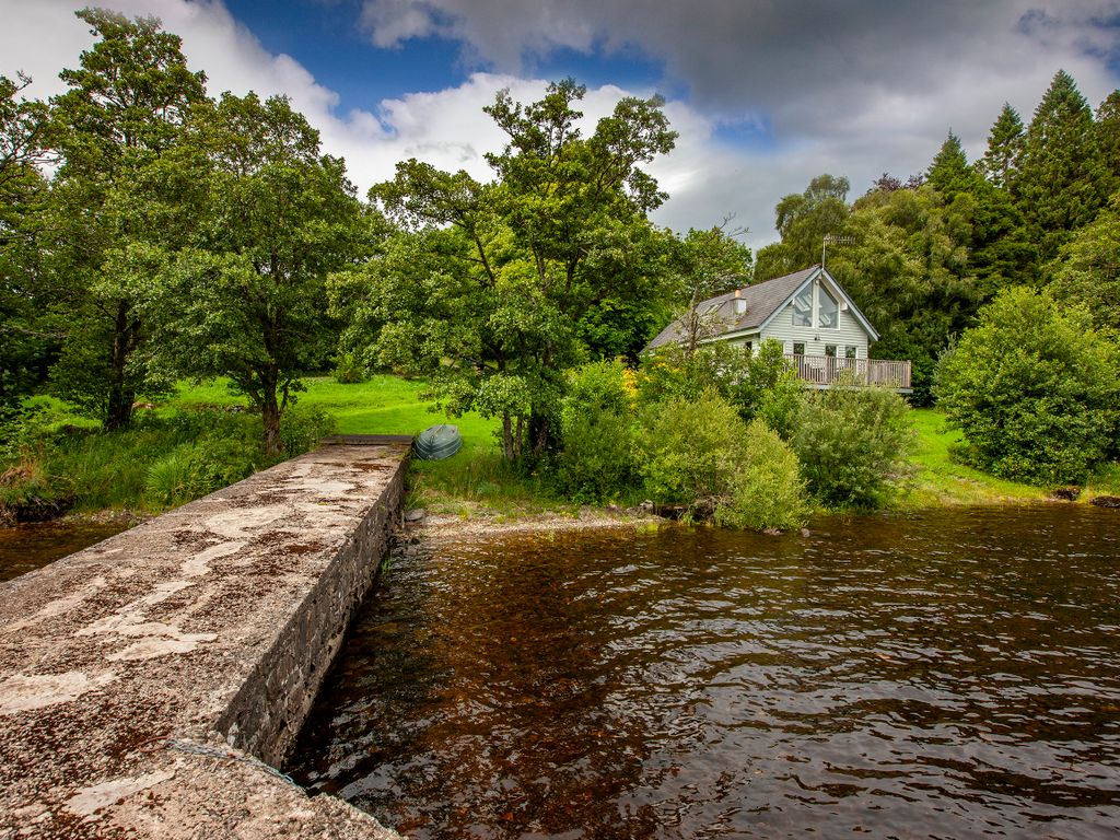 2 bed detached house for sale in Kilchrenan, Taynuilt PA35, £850,000