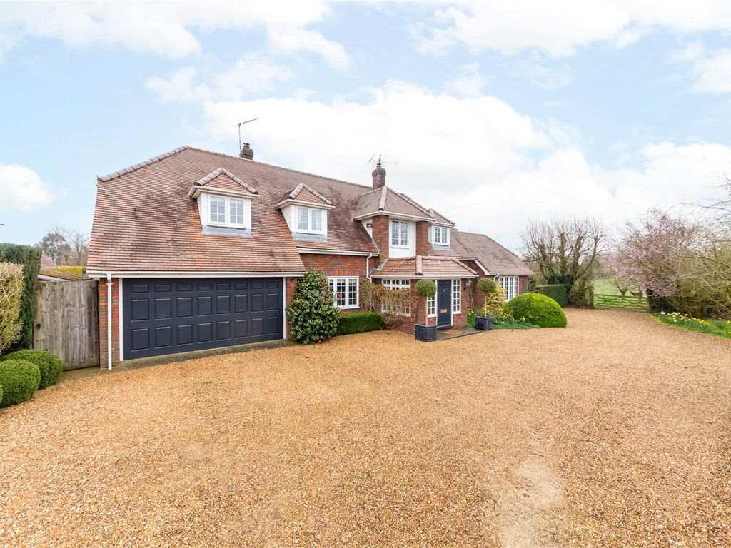 5 bed detached house for sale in Roe End Lane, Markyate, St. Albans