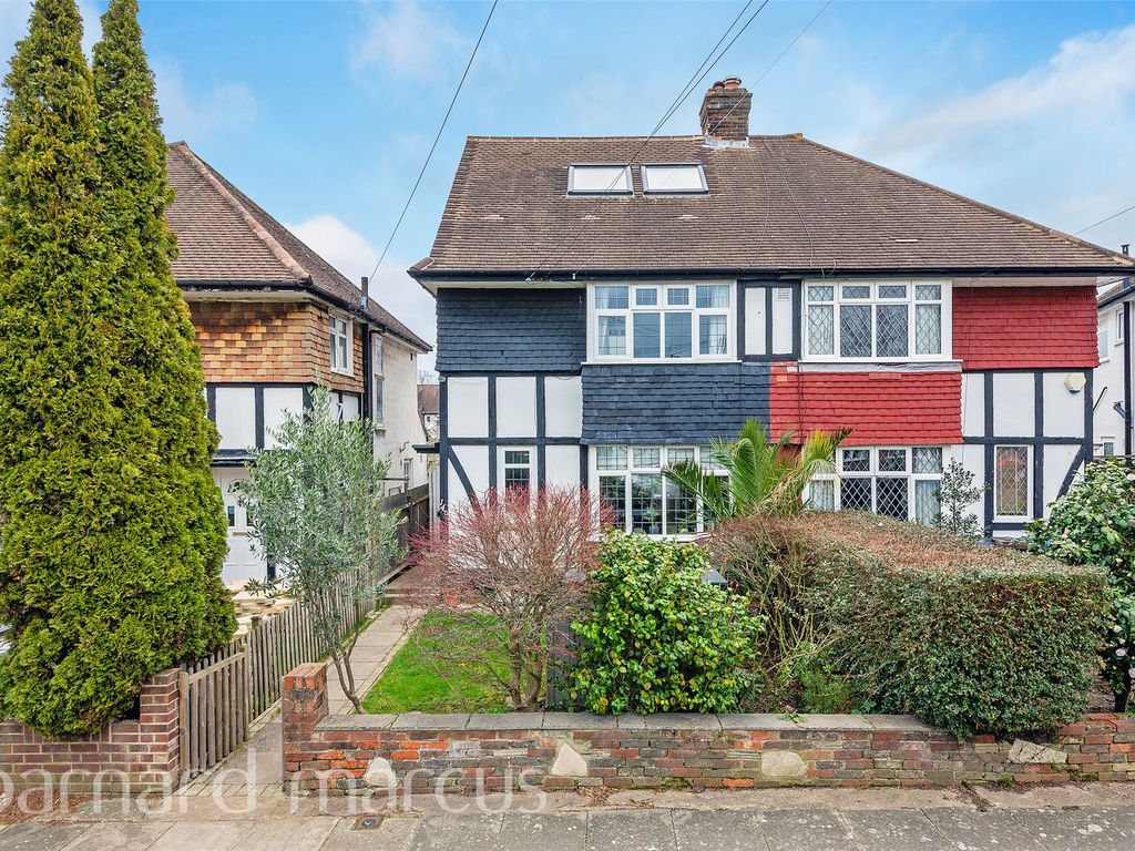 4 bed end terrace house for sale in Seymour Avenue, Morden SM4, £