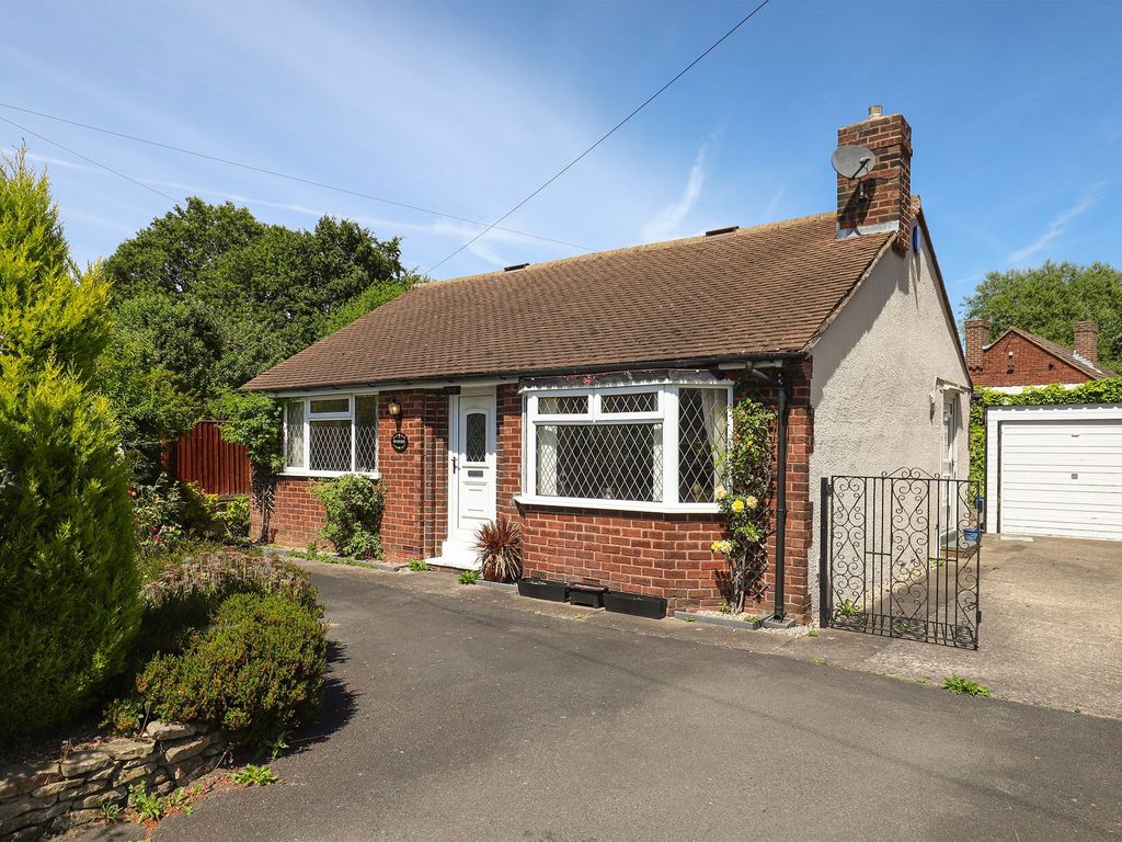 2 bed detached bungalow for sale in Nethermoor Road, Wingerworth S42, £