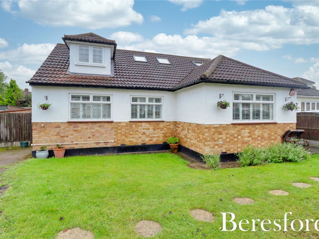 4 bed detached house for sale in Heybridge Road, Ingatestone CM4, £665,000 Zoopla