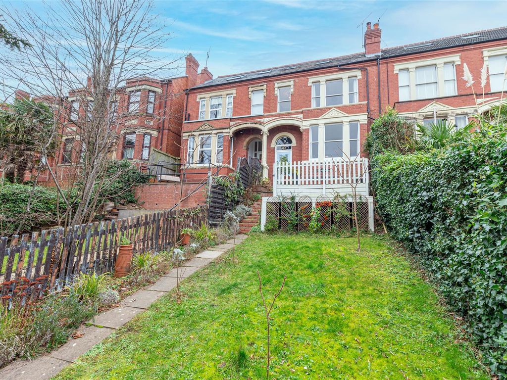 6 bed property for sale in Bath Road, Worcester WR5, £485,000 Zoopla
