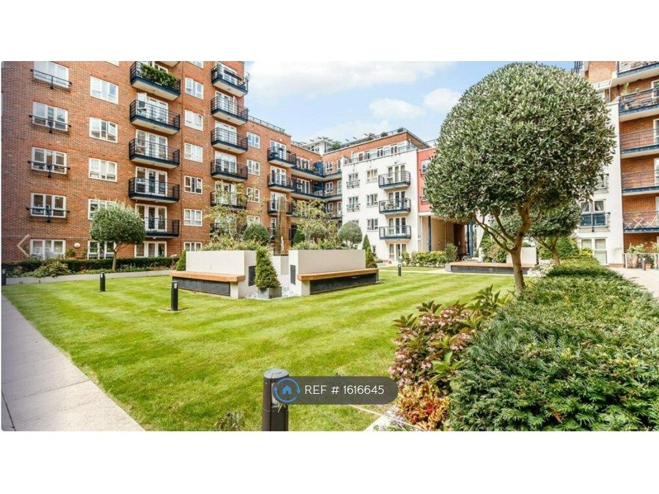 1 bed flat to rent in Earlsfield House, Kingston Upon Thames KT2, £