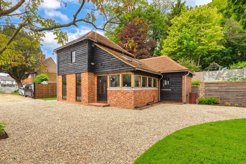 2 bed detached house to rent in High Street, Brenchley, Tonbridge TN12