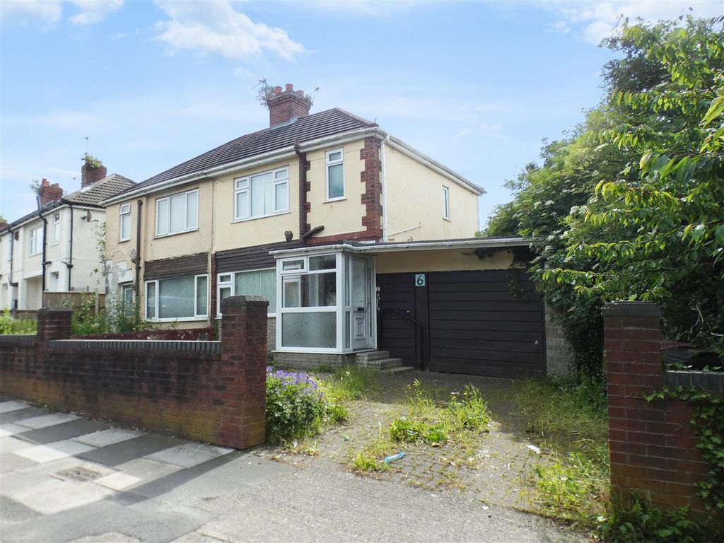 3 bed semidetached house for sale in The Crescent, Huyton, Liverpool