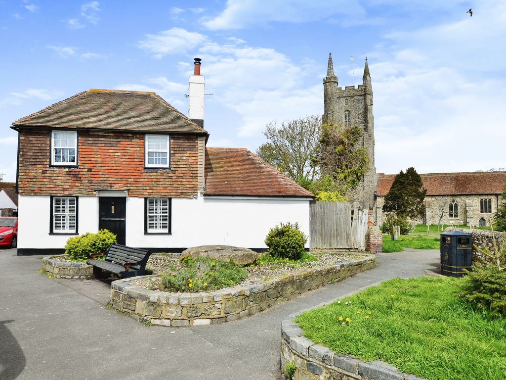 3 bed detached house for sale in Cannon Street, Lydd, Romney Marsh TN29