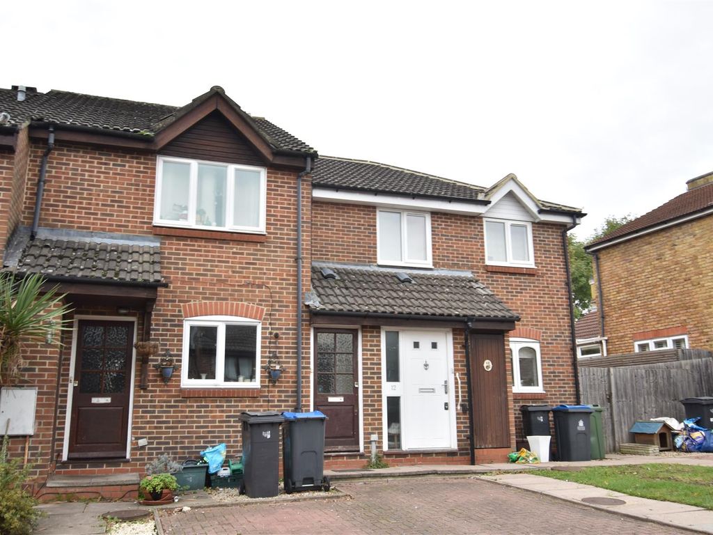 1 bed flat to rent in Gladstone Road, Norbiton, Kingston Upon Thames KT1, £1,350 pcm Zoopla