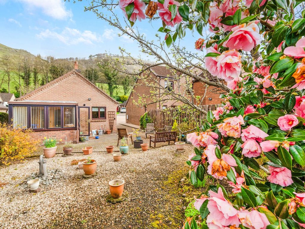 2 bed bungalow for sale in Maclean Crescent, Alva, Clackmannanshire