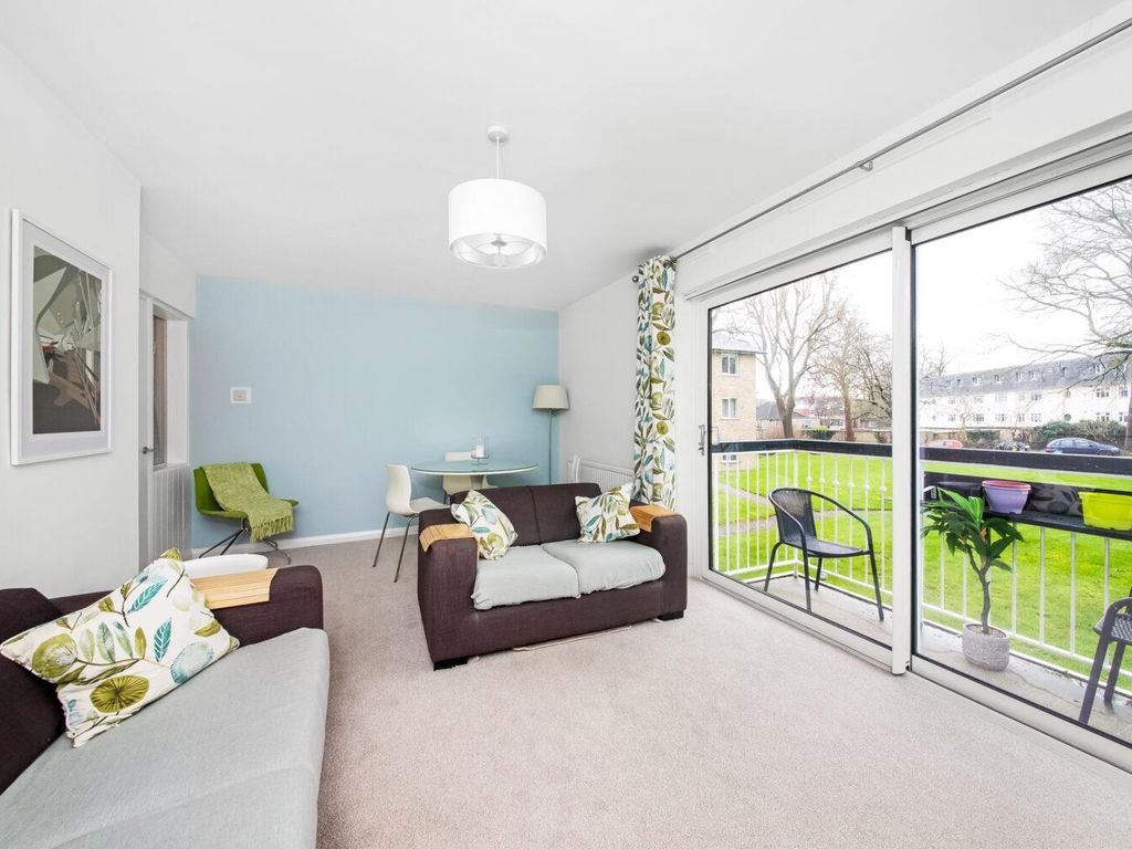 2 bed flat to rent in Springfield Road, Sydenham, London SE26, £1,850 pcm Zoopla