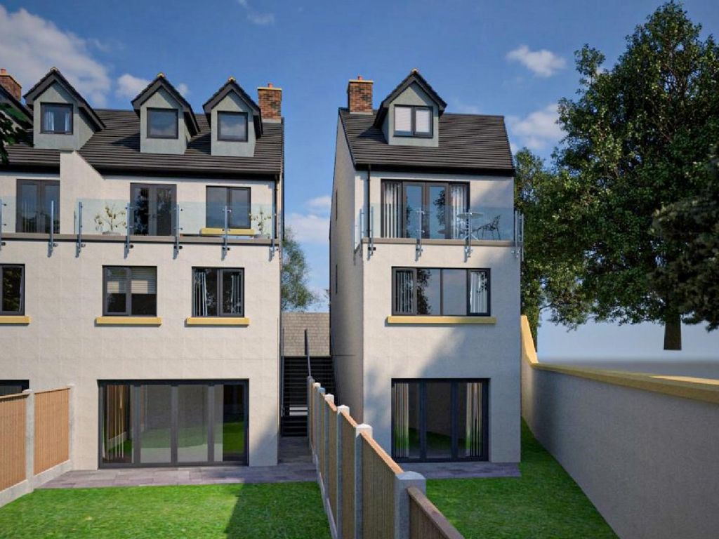 5 bed detached house for sale in Fawcett Lane, Leeds, West Yorkshire