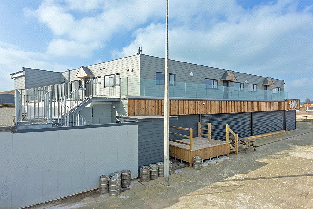 2 bed flat to rent in The Promenade, LeysdownOnSea, Sheerness, Kent ME12 Zoopla