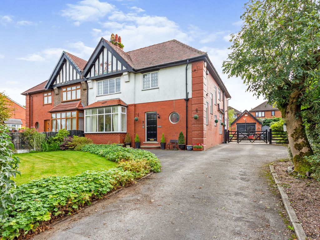 4 bed semidetached house for sale in Ripponden Road, Oldham OL4 Zoopla