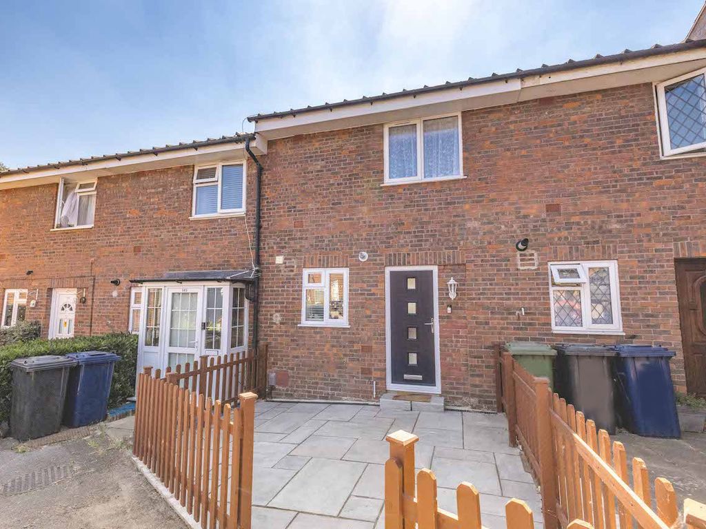 2 bed terraced house for sale in Lancaster Road, Northolt UB5 Zoopla