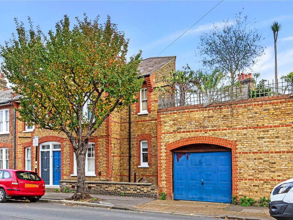 Stanley Grove, London SW8  