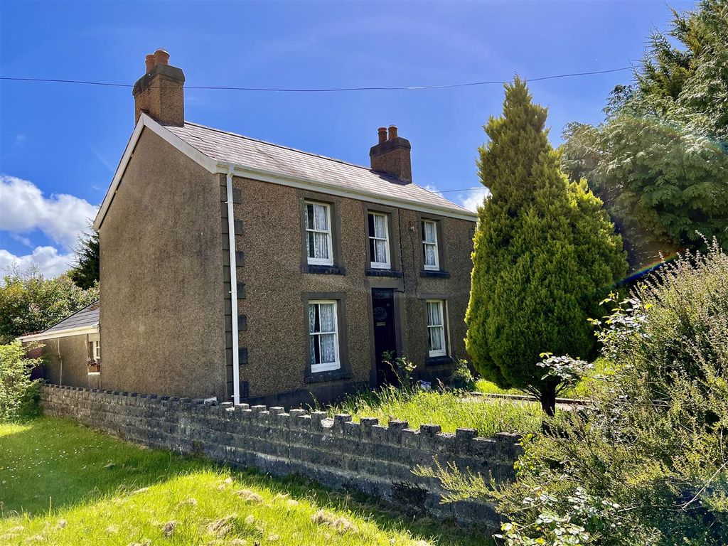3 bed detached house for sale in Pontardulais Road, Tycroes, Ammanford SA18 Zoopla