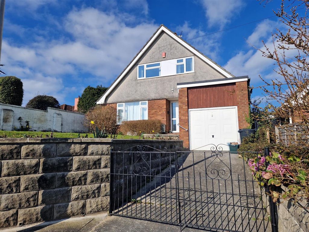 3 bed detached house for sale in Church Road, Worle, WestonSuperMare BS22 Zoopla