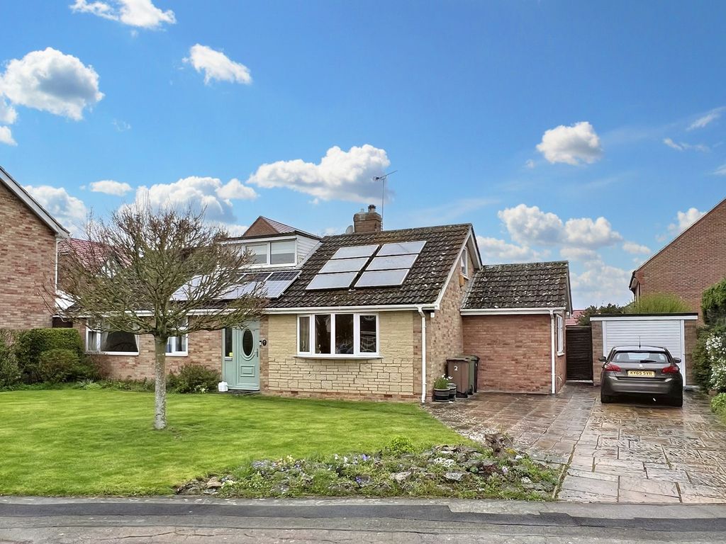 3 bed detached bungalow for sale in Westland Road, Faringdon SN7 Zoopla