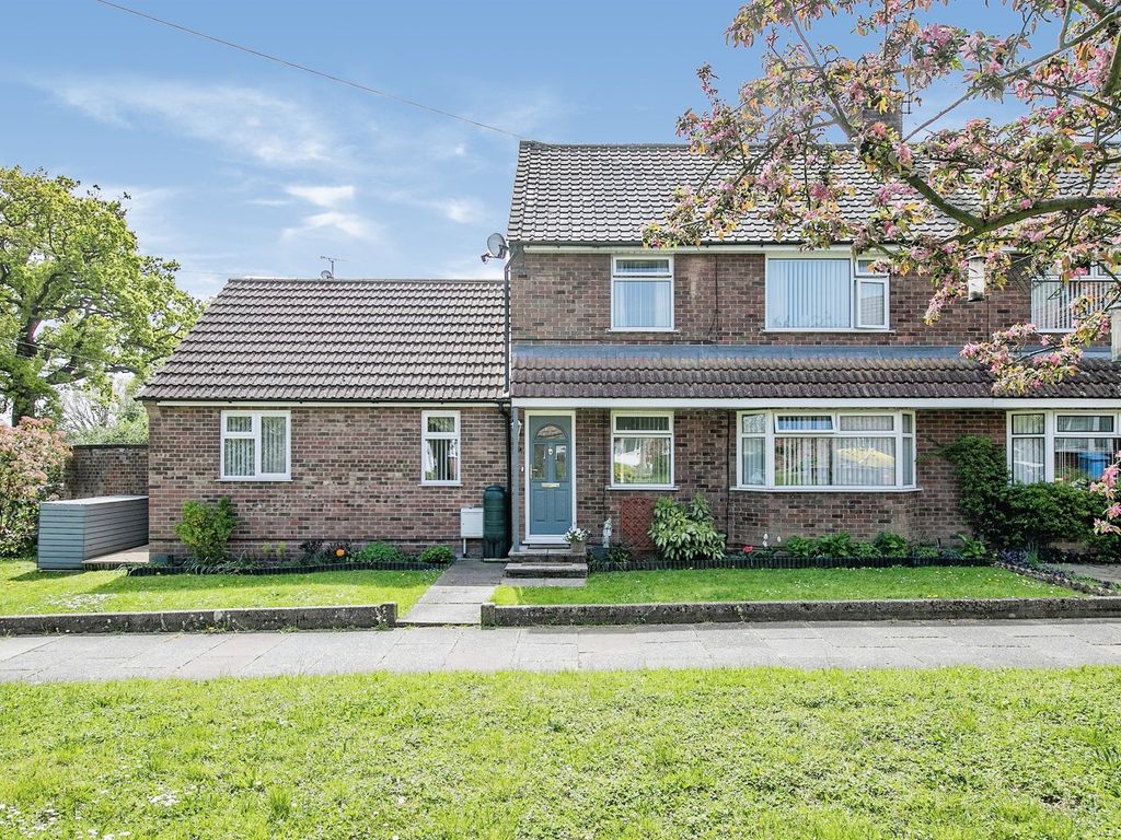4 bed end terrace house for sale in Conway Close, Ipswich IP2 Zoopla