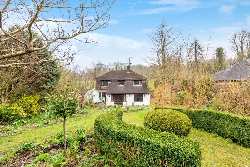 4 bed detached house for sale in Green Dene, East Horsley, Leatherhead