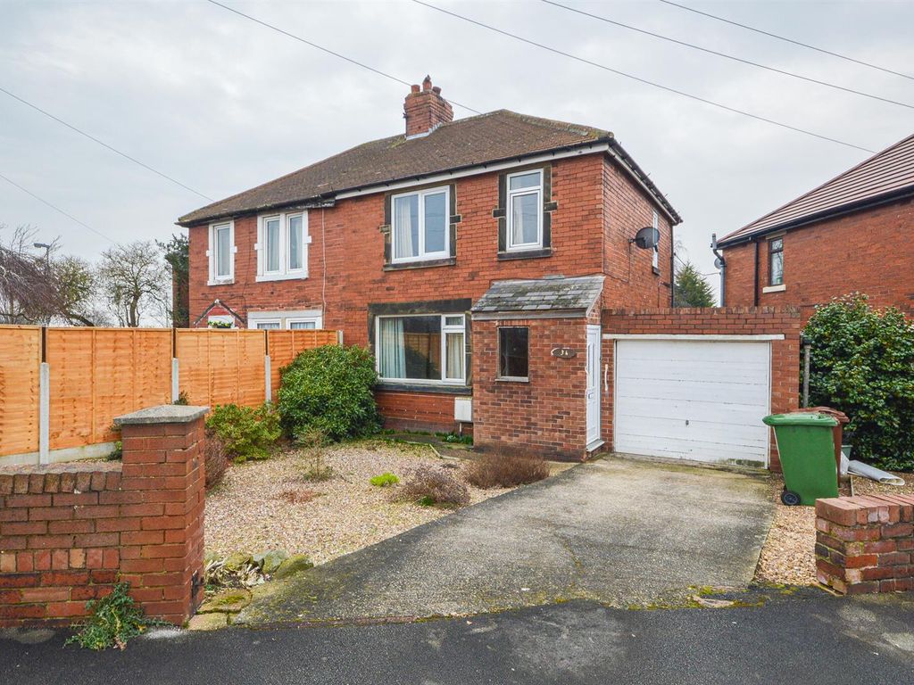 3 bed semidetached house for sale in Bleakley Avenue, Notton