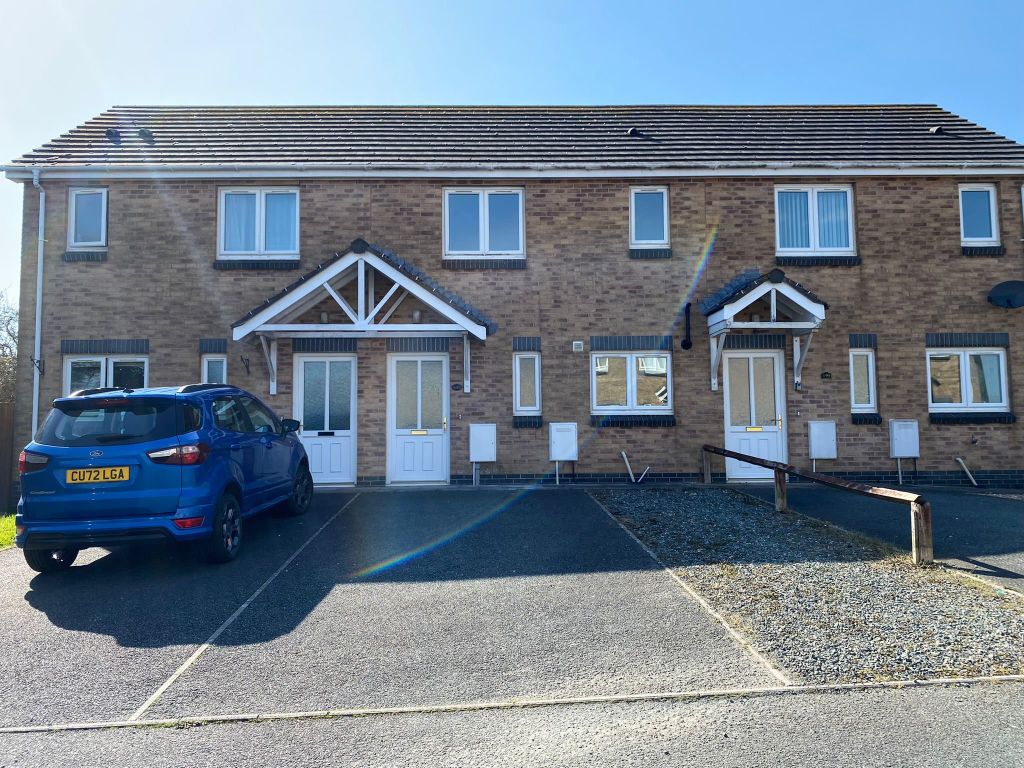 2 bed terraced house for sale in Skomer Drive, Milford Haven