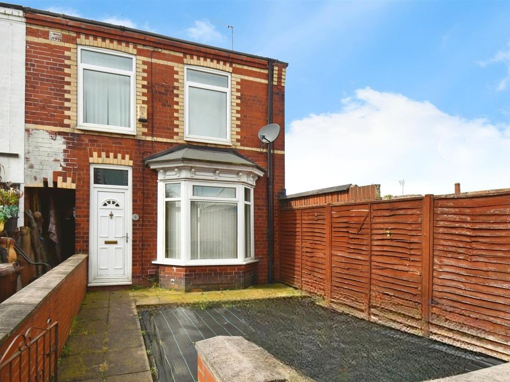 3 bed end terrace house for sale in Whitby Avenue, Whitby Street, Hull