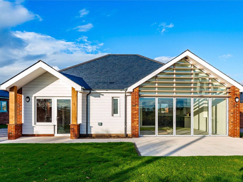 New home, 1 bed detached bungalow for sale in Burnham Waters, Burnham