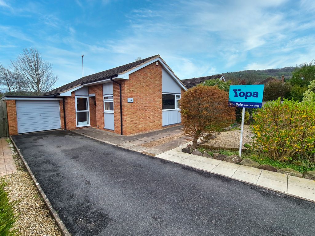 Hillary Road, Cheltenham GL53  